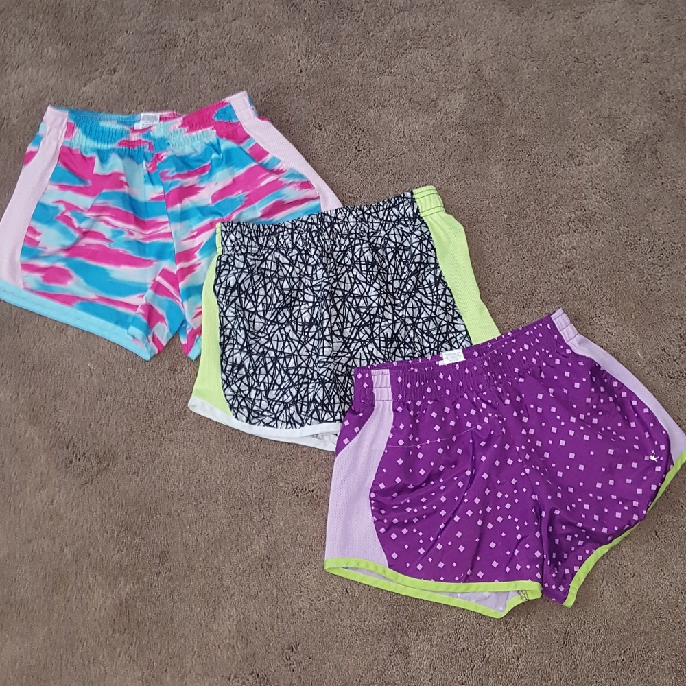 3 pairs of running shorts with built-in underwear